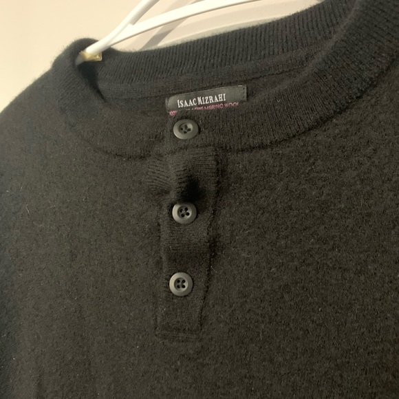 MENS Isaac Mizrahi Black Sweater - Picture 2 of 3